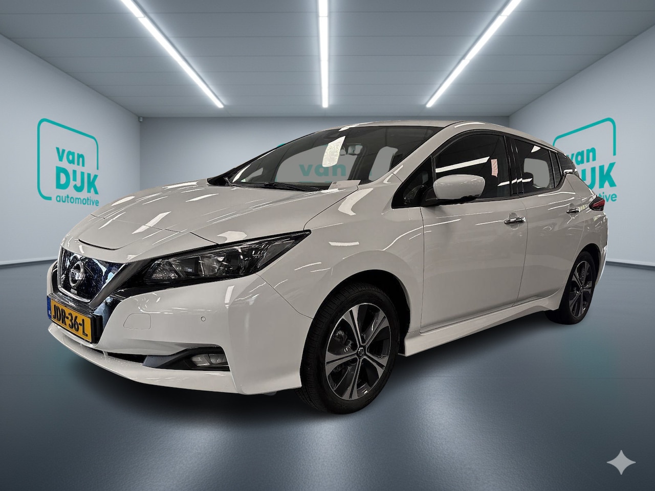 Nissan LEAF - e+ N-Connecta 62 kWh ADAPTIVE CRUISE 17 INCH VELGEN PRO PILOT NAVIGATIE BSM - AutoWereld.nl