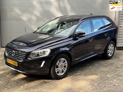 Volvo XC60 - 2.0 D3 FWD R-Design l Climate l Navi l Distr VV l Volleder l Volledig onderhouden l