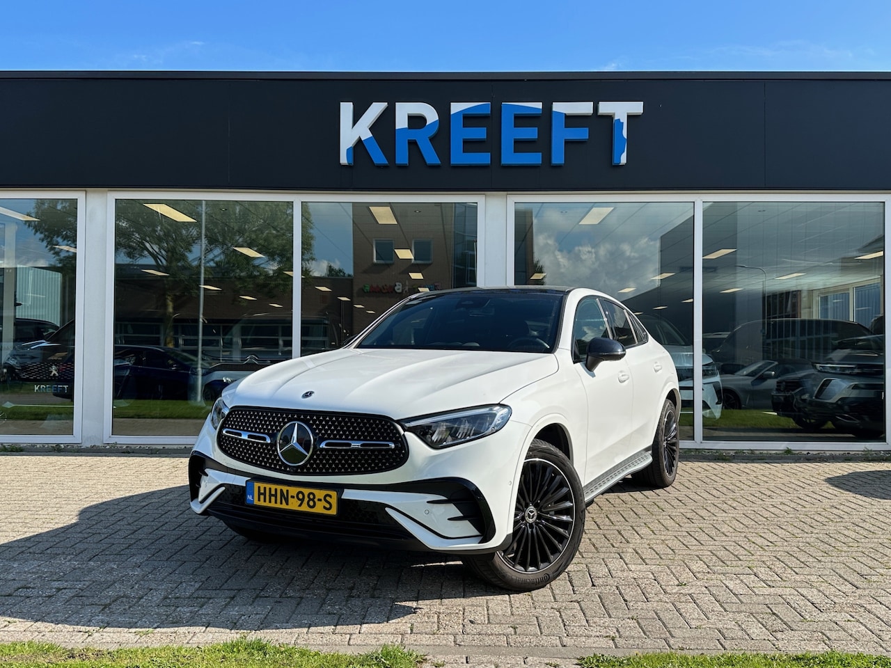 Mercedes-Benz GLC-klasse Coupé - 300e 4MATIC AMG Line Schuifdak | 360 Camera - AutoWereld.nl
