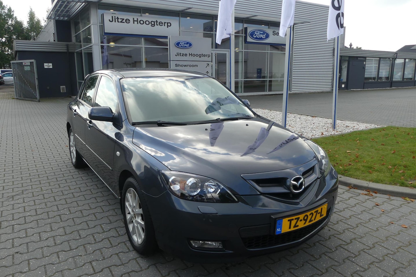 Mazda 3 - 2.0 S-VT Executive CRUISE, CLIMA, ELEKT. RAMEN, STOELVERWARMING, 167.093KM - AutoWereld.nl