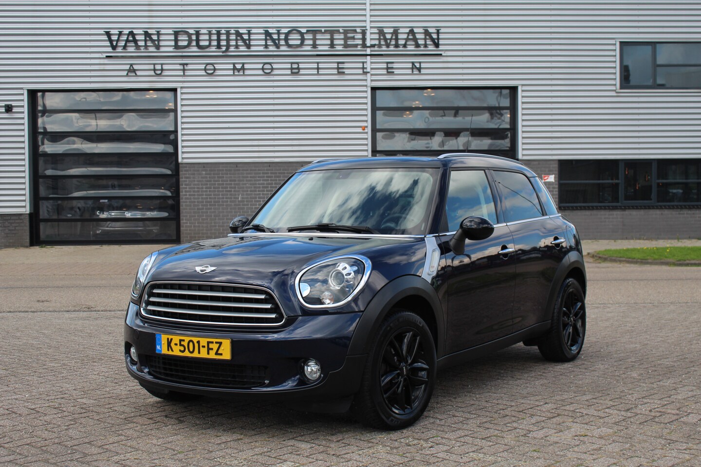 MINI Countryman - Mini 1.6 Cooper Chili / Stoelverwarming / Xenon - AutoWereld.nl