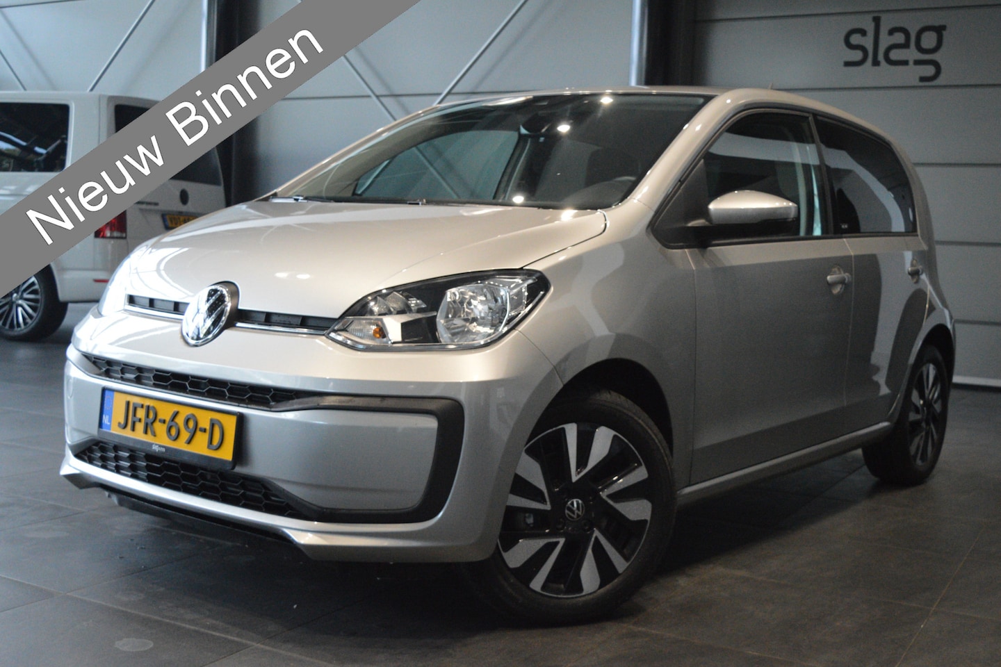 Volkswagen Up! - 1.0 MOVE clima cruise pdc lichtmetaal !! - AutoWereld.nl