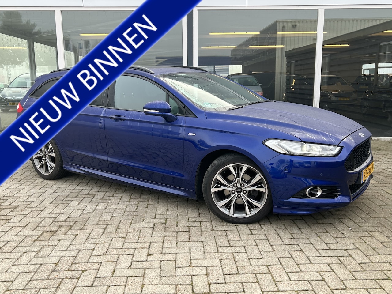 Ford Mondeo Wagon - 1.5 ST Line 50% deal 8.725,- ACTIE Schuif-kantel dak / Stoel-stuur verwarming / LED / Crui - AutoWereld.nl