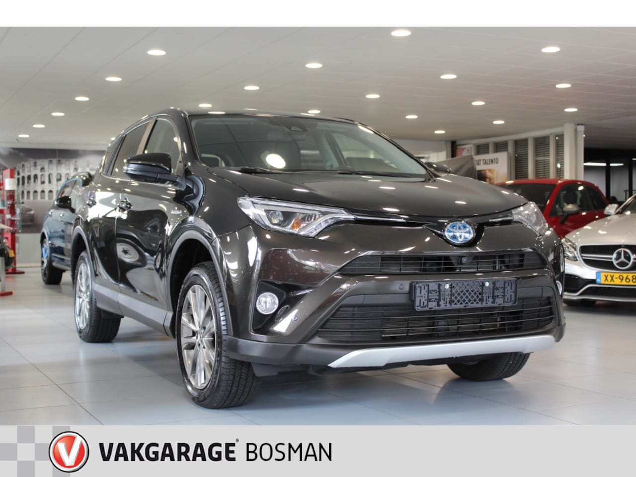 Toyota RAV4 - RAV4 2.5 VVT-i Hybrid Executive/4x4/360CAMERA/LEDER - AutoWereld.nl