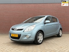 Hyundai i20 - 1.2i i-Motion 5-deurs / NAP / Airco / Elektrische ramen