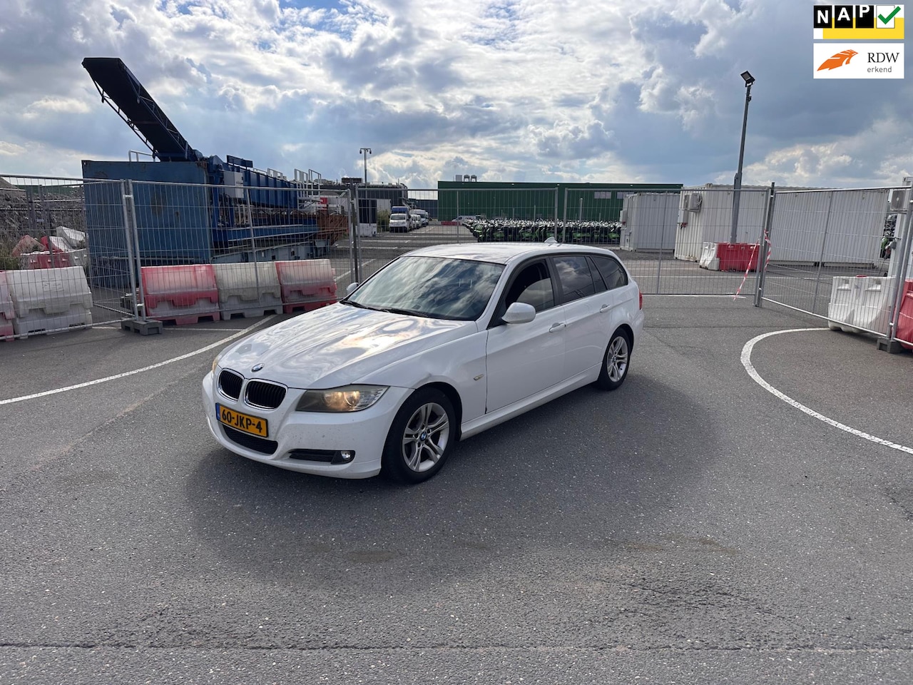 BMW 3-serie Touring - 318i Business Line Navi.Clima - AutoWereld.nl