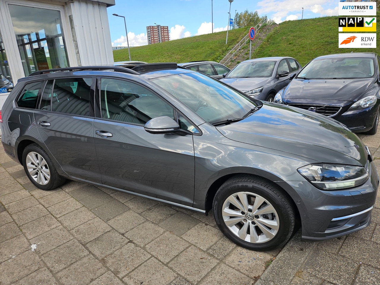 Volkswagen Golf Variant - 1.0 TSI Comfortline Business 1.0 TSI Comfortline Business - AutoWereld.nl