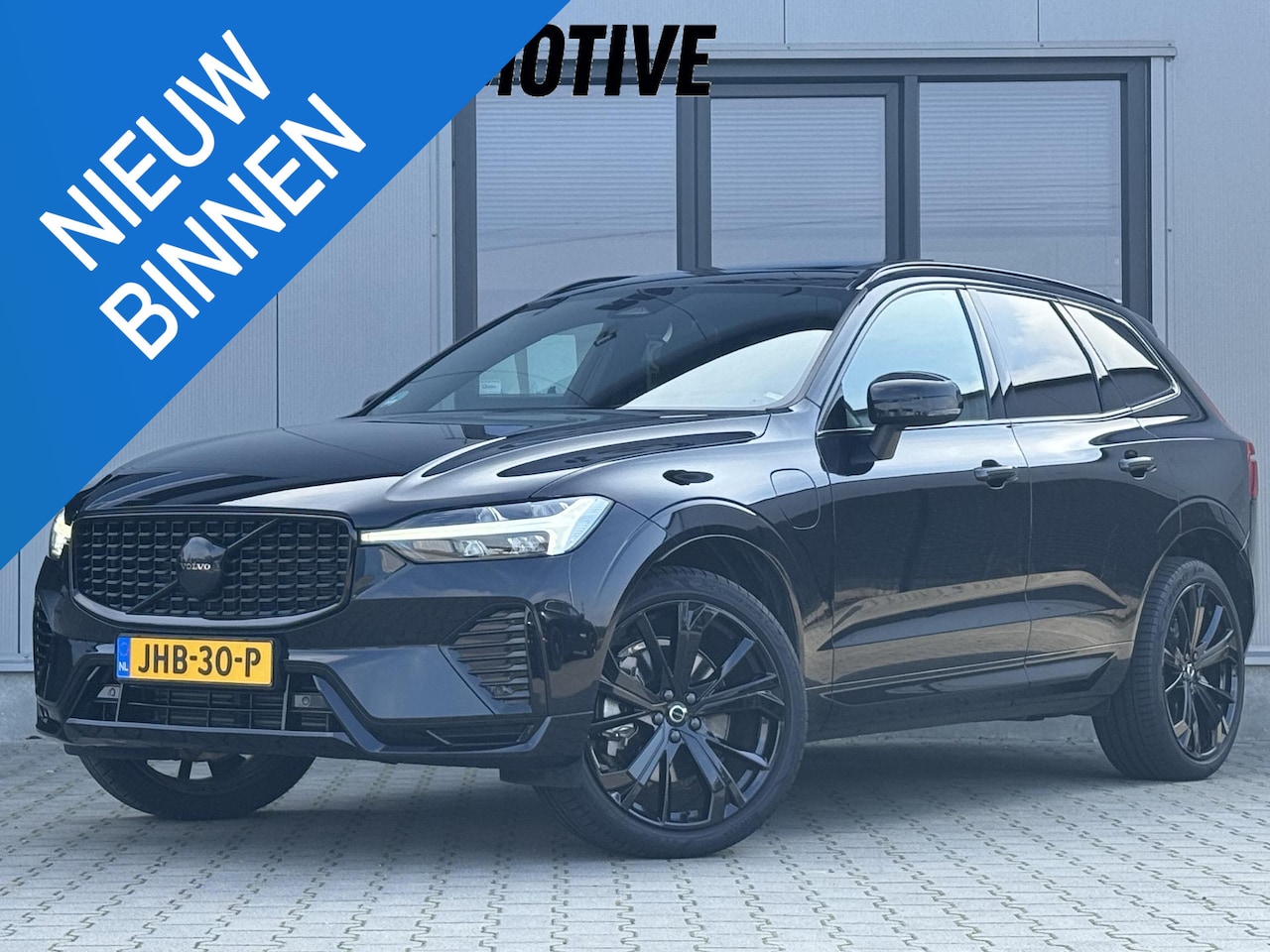 Volvo XC60 - 2.0 T6 Plug-in hybrid AWD Plus Black Edition 350 PK | Trekhaak | Camera - AutoWereld.nl