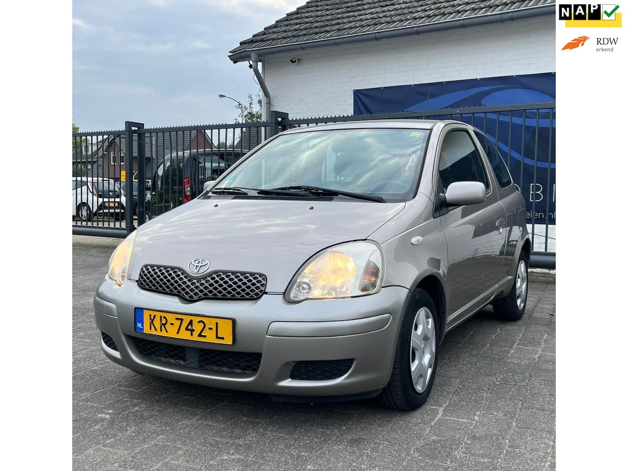 Toyota Yaris - 1.3 VVT-i Sol / AIRCO / ELEKTRISCHE RAMEN - AutoWereld.nl