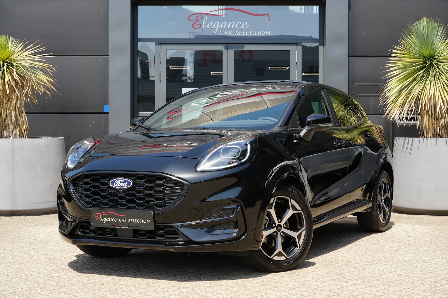 Ford Puma - 1.0 EcoBoost Hybrid ST-Line 125pk Navigatie/Stoelverwarming/Camera - AutoWereld.nl