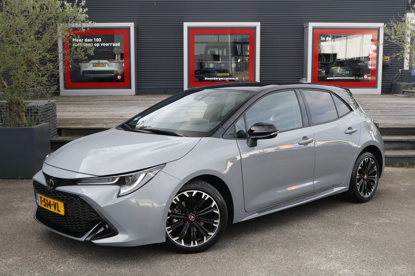 Toyota Corolla - 1.8 Hybrid GR Sport 1.8 Hybrid GR-Sport - AutoWereld.nl
