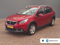 Peugeot 2008 - 1.2 PureTech Signature Automaat | Trekhaak| Navigatie | Parkeersensoren | DAB | Cruise Con