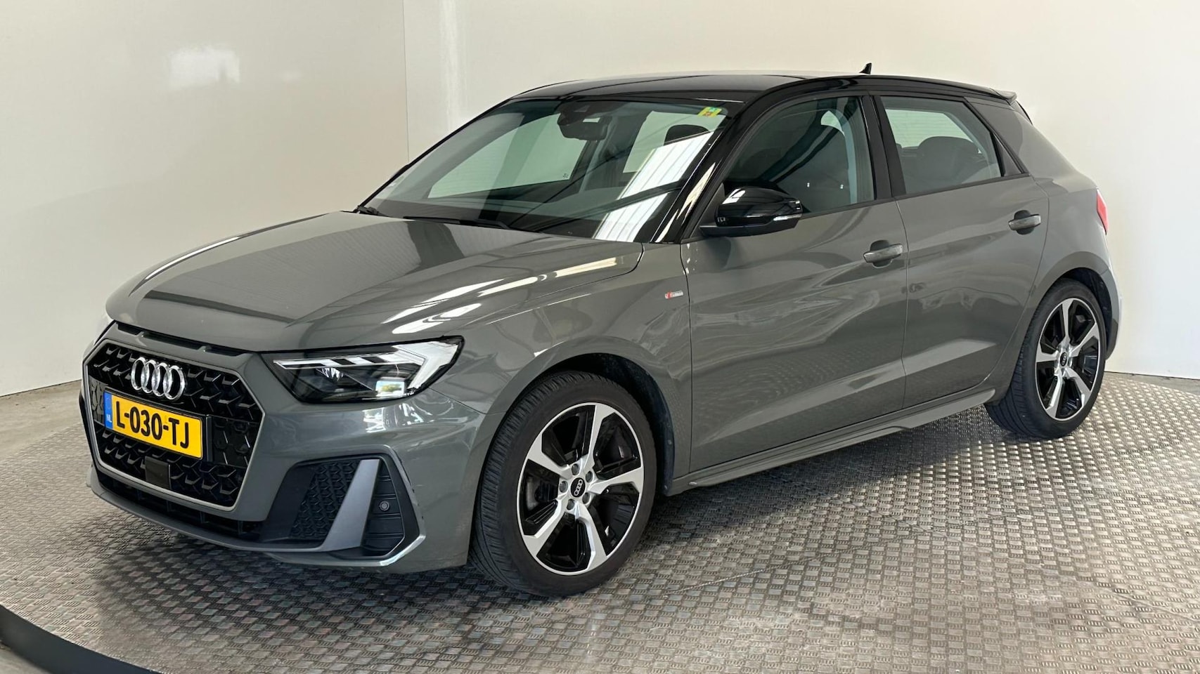 Audi A1 Sportback - 30 TFSI Pro Line S benzine cruisecontrole carplay navigatie andriod parkeersensoren camera - AutoWereld.nl