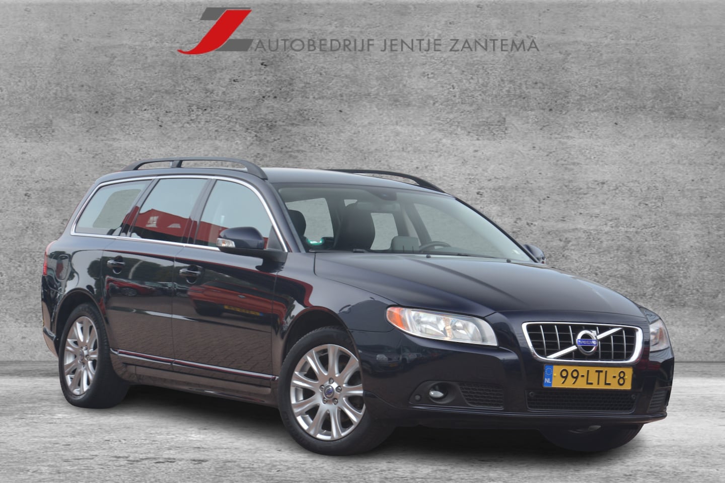 Volvo V70 - 2.4D Momentum | Navigatie | Cruise-control | Stoelverwarming | Leer | NL auto!! | - AutoWereld.nl