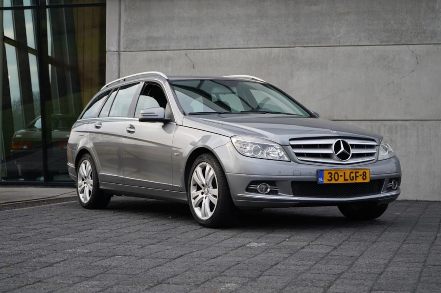 Mercedes-Benz C-klasse Estate - 180 CGI BlueEFFICIENCY Business Edition Avantgarde 180 CGI BlueEFFICIENCY Business Edition Avantgarde - AutoWereld.nl