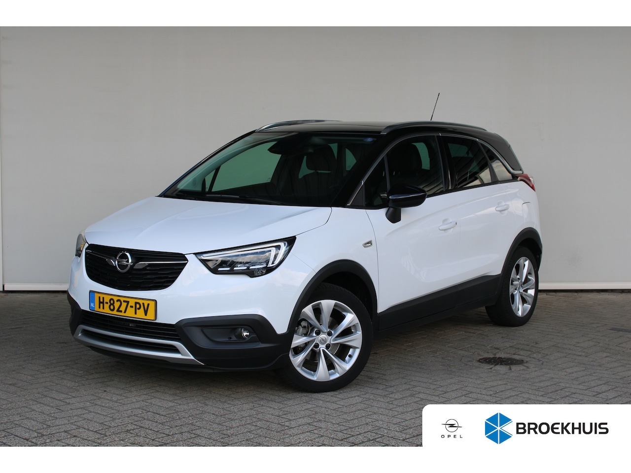 Opel Crossland X - 1.2 Turbo Ultimate | Panoramadak | Stoel- en stuurverwarming | Navi | Cruise control | Cli - AutoWereld.nl