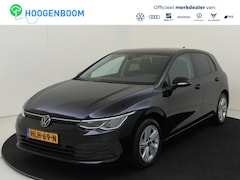 Volkswagen Golf - 1.5 eTSI Life | Achteruitrijcamera | CarPlay | Sfeerverlichting | Stoel- en stuurwielverwa