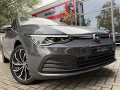 Volkswagen Golf - TSI 110PK AUT. * NAVI/ CARPLAY/ CAMERA/ VIRTUAL/ 13 DKM