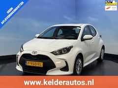 Toyota Yaris - 1.0 VVT-i x-play Airco | Camera | Navi| Elktr pakket