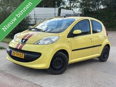 Peugeot 107 - 1.0-12V XS LAAG KM NAP ELEKRAAM STUURBEKRACHTIGI