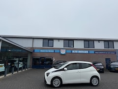 Toyota Aygo - 1.0 VVT-i Automaat | X-Play 5-Drs | Airco | Carplay