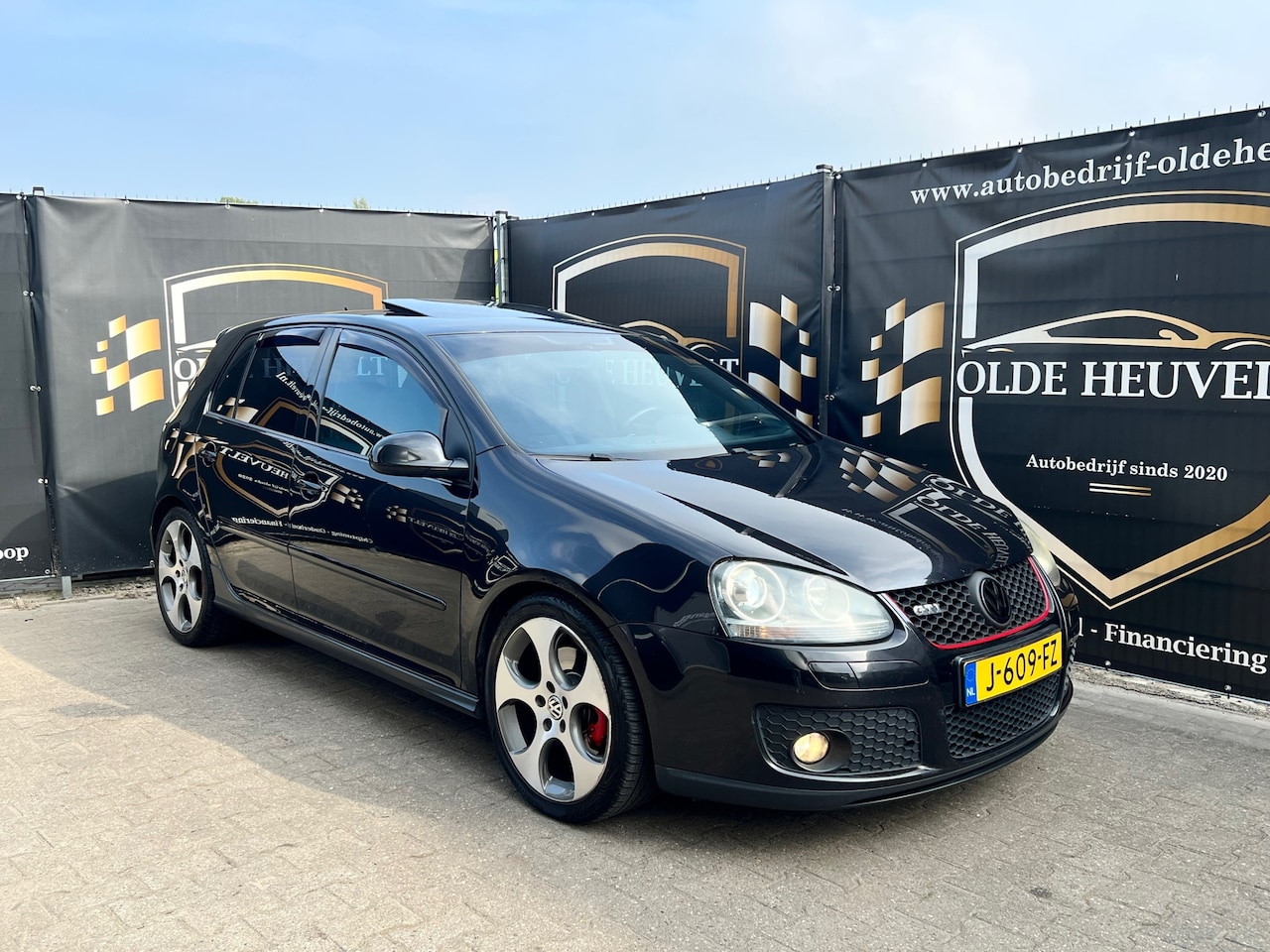Volkswagen Golf - 2.0 TFSI GTI DSG | Pano, Leer, Stoelverwarming | - AutoWereld.nl
