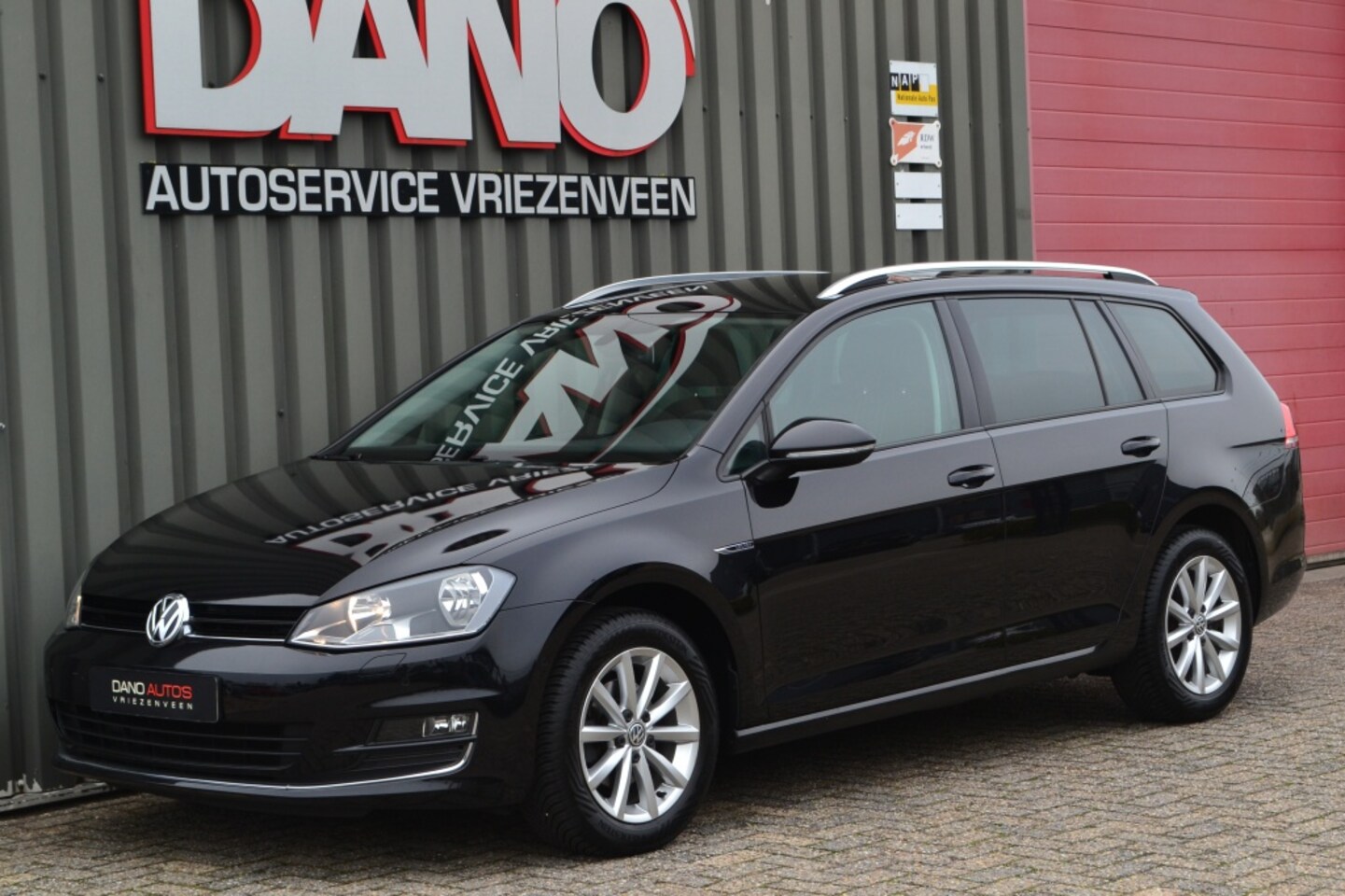 Volkswagen Golf - 1.2 TSI Lounge Navi/Clima/Cruise/PDC/16'' inch - AutoWereld.nl