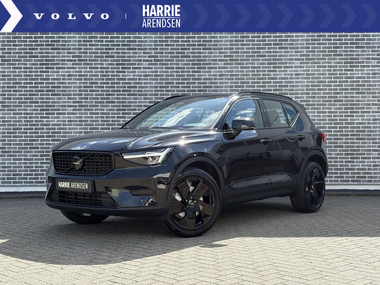 Volvo XC40 - B4 Plus Black Edition | Adaptieve Cruise Control | Dodehoek Detectie | Elektrische stoelve - AutoWereld.nl