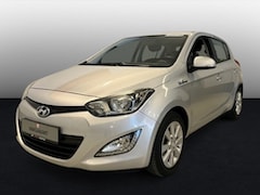 Hyundai i20 - 1.2i i-Deal ( Velgen / airco / trekhaak )