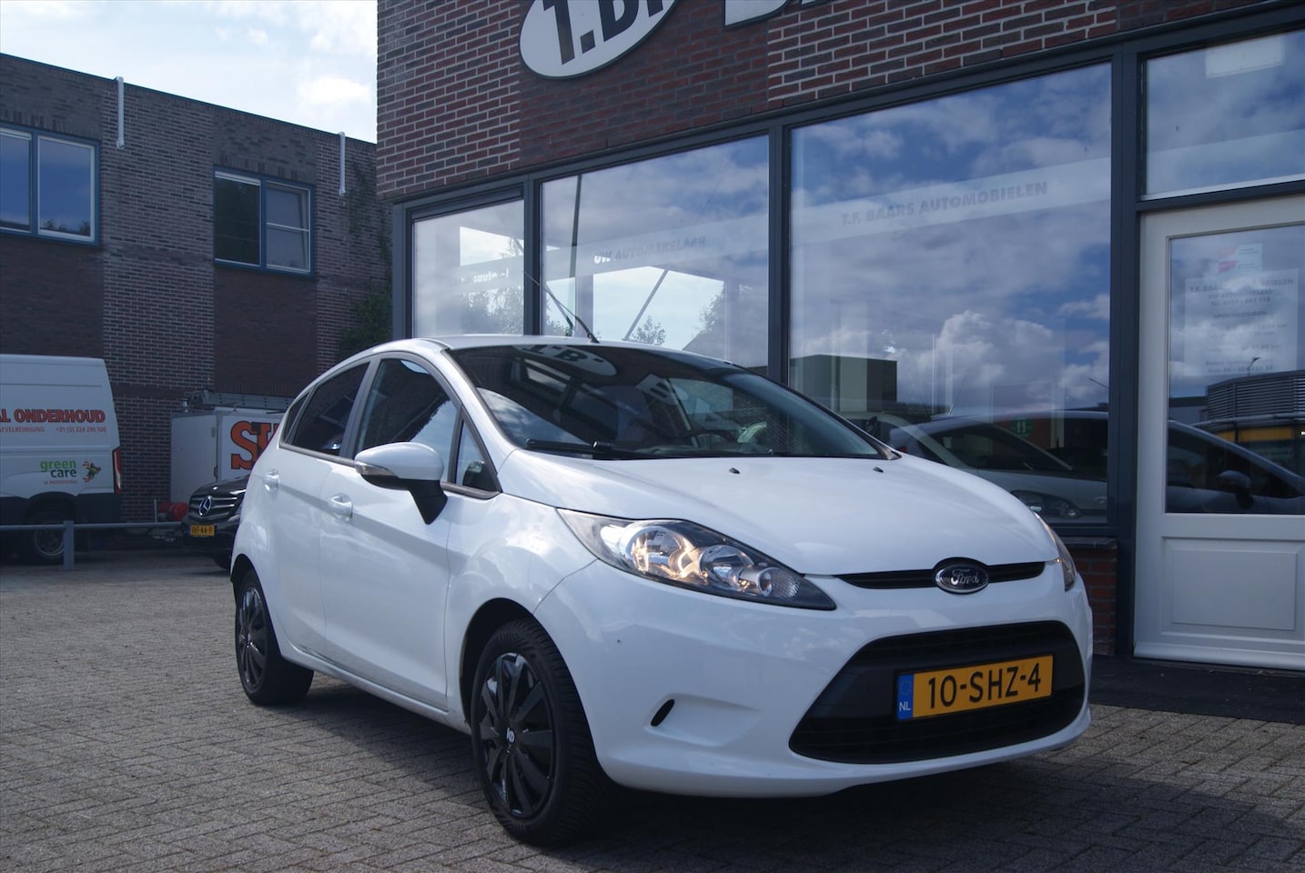 Ford Fiesta - 1.25 44KW 5DR Ghia - AutoWereld.nl