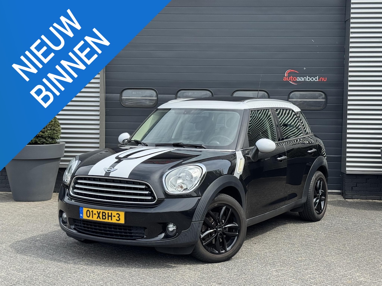 MINI Countryman - Mini 1.6 Cooper Edition | Panoramadak | Navigatie | Stoelverwarming | Parkeersensoren | Li - AutoWereld.nl