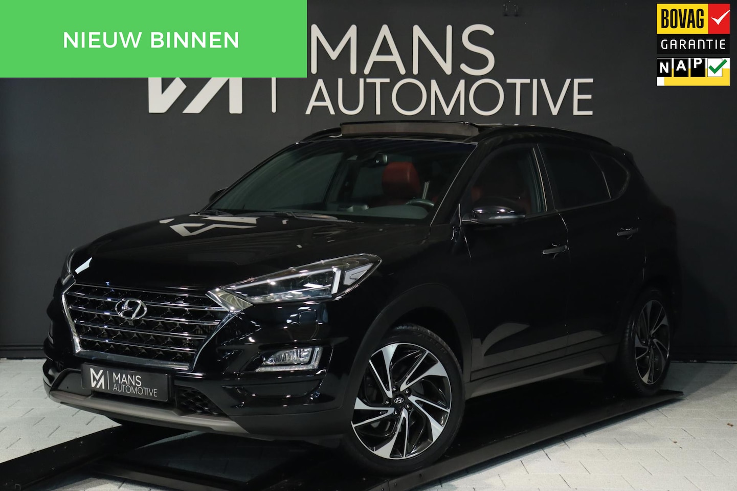 Hyundai Tucson - 1.6 T-GDi Premium 4WD / PANO / LEDER / 360 / VOLLEDIG UITGEVOERD! - AutoWereld.nl