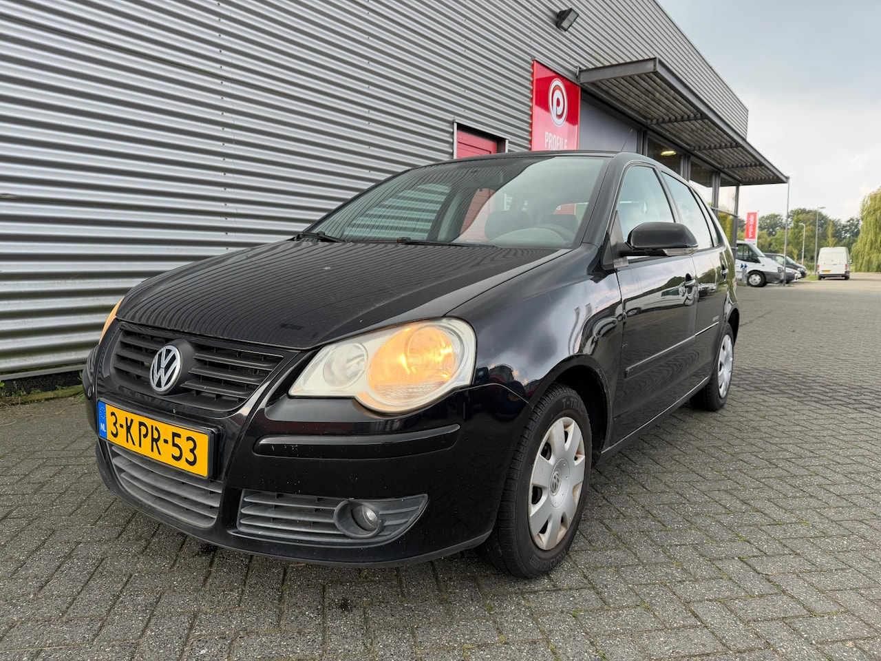 Volkswagen Polo - 1.2 Trendline EXPORT/HANDEL | Airco | Trekhaak | Radio/Cd | Elek. Ramen | CV - AutoWereld.nl