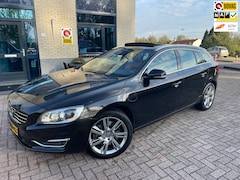 Volvo V60 - 2.4 D6 AWD Plug-In Hybrid Summum- schuifdak-leer