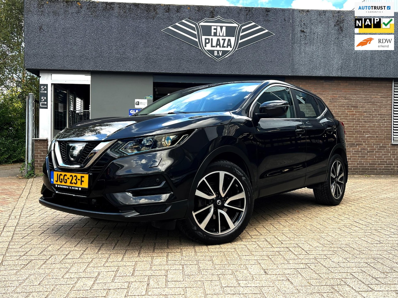 Nissan Qashqai - 1.2 Acenta Trekh_camera_Navi_Clima - AutoWereld.nl