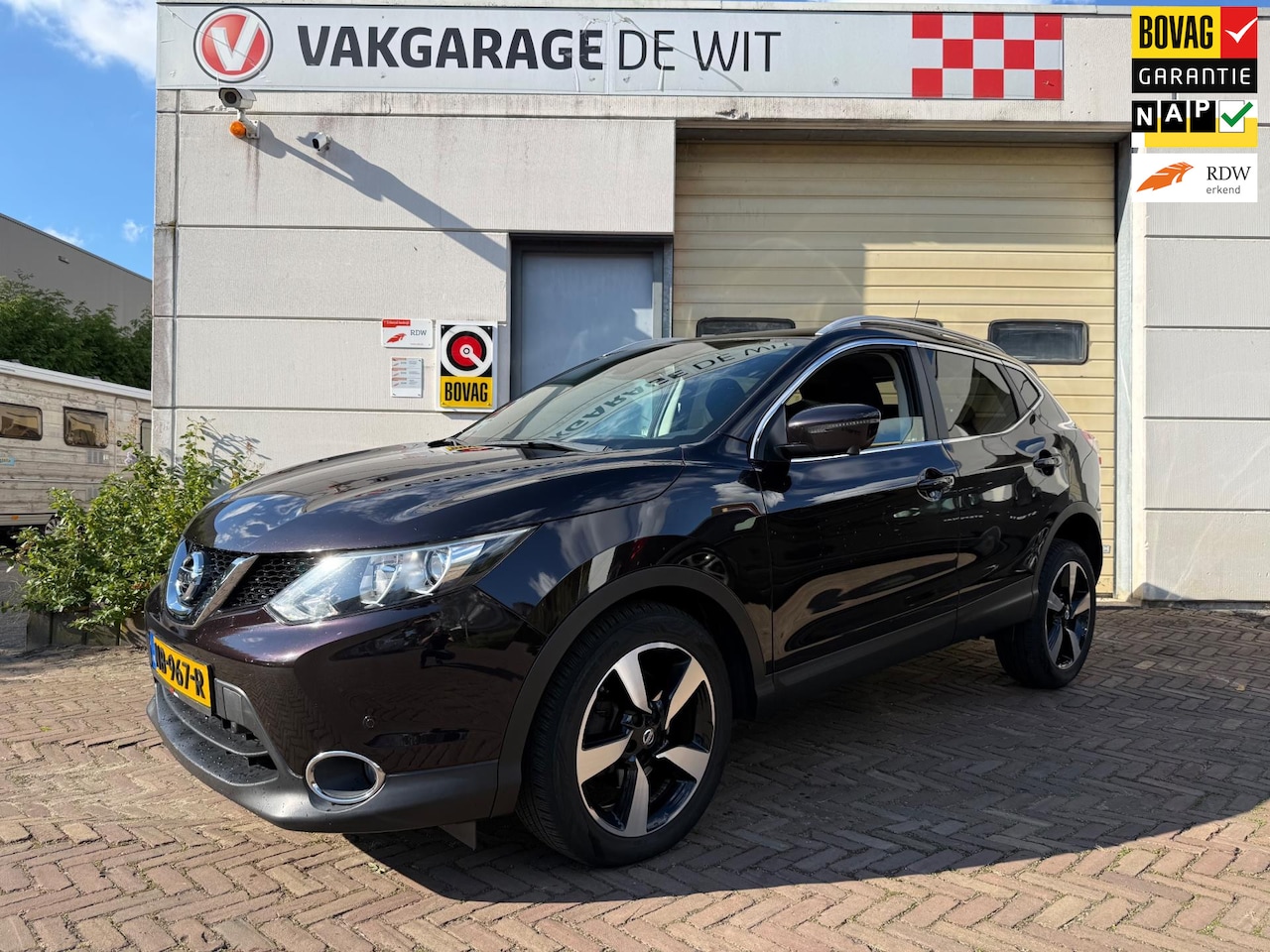 Nissan Qashqai - 1.2 N-Connecta | Automaat | Pano | 360 camera - AutoWereld.nl