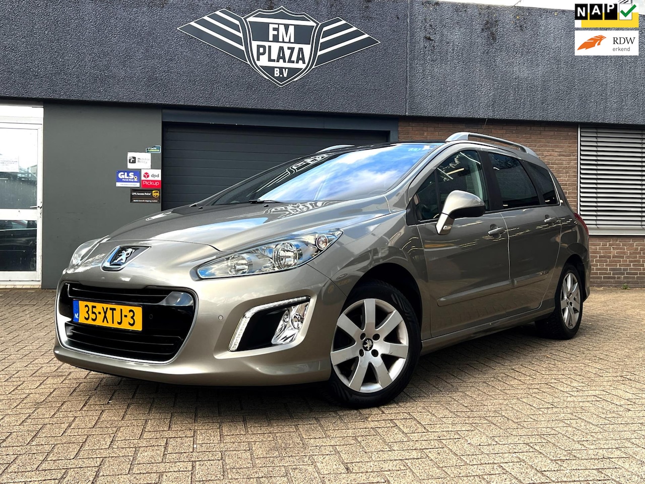 Peugeot 308 SW - 1.6 VTi Active Panorama_Navi_Clima_PDC_Cruise - AutoWereld.nl