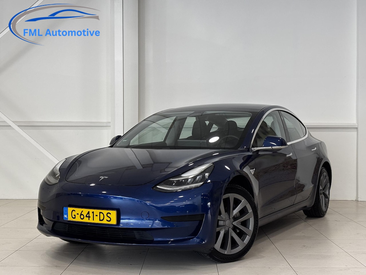 Tesla Model 3 - Standard RWD Plus 60 kWh | Autopilot | Trekhaak | Navigatie | - AutoWereld.nl