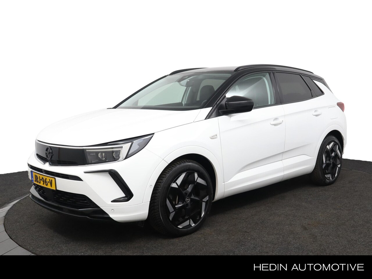 Opel Grandland - 1.6 Turbo Plug-In Hybrid 300PK 4x4 GSe - AutoWereld.nl