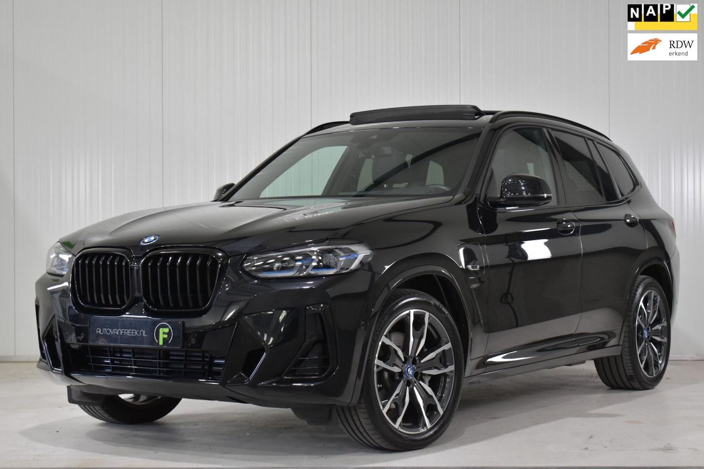BMW X3 - XDrive30e High Executive M Sport | 1E EIG | DEALER | PANO | TREKHAAK ELEK. | LASER - AutoWereld.nl