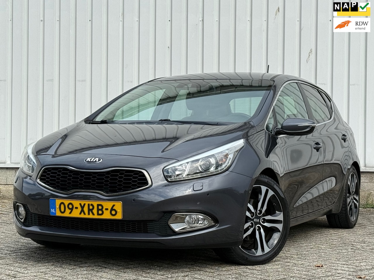 Kia Cee'd - 1.6 GDI Super Pack Premium AfnTrekhaak,Climate,Navi,Camera,Cruise,PDC,Leder,N.A.P! - AutoWereld.nl