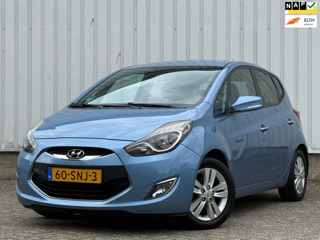 Hyundai ix20 - 1.4i i-Vision Trekhaak,Climate,Cruise,AUX,ElektrischeRamen,DealerOnderhouden,N.A.P!Apk tot - AutoWereld.nl