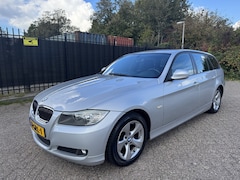BMW 3-serie Touring - 318i Business Line Navi/Clima/Cruise/LMV