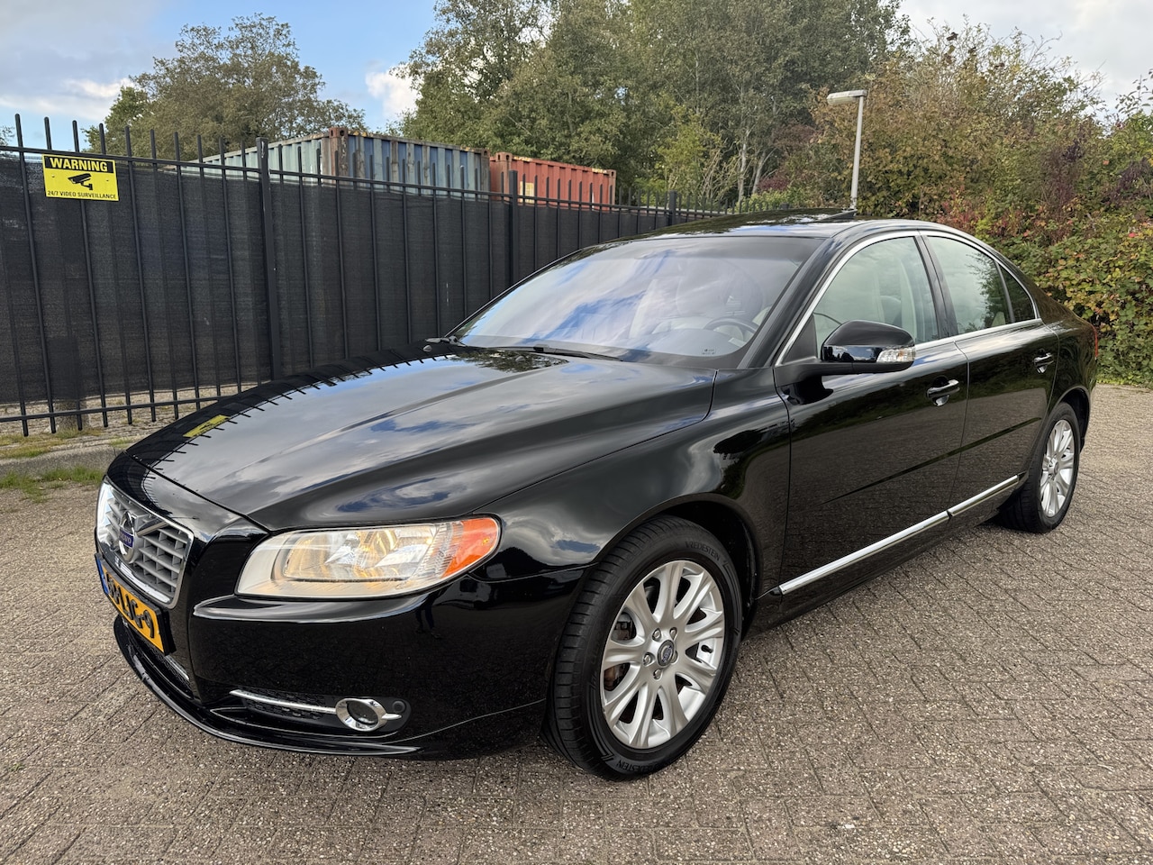 Volvo S80 - 2.0 T Momentum Leer/Schuifdak/Navi/Clima - AutoWereld.nl