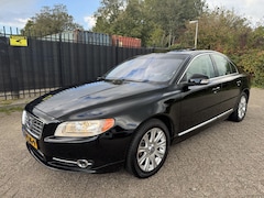 Volvo S80 - 2.0 T Momentum Leer/Schuifdak/Navi/Clima