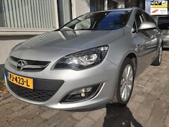 Opel Astra Sports Tourer - 1.4 Business +