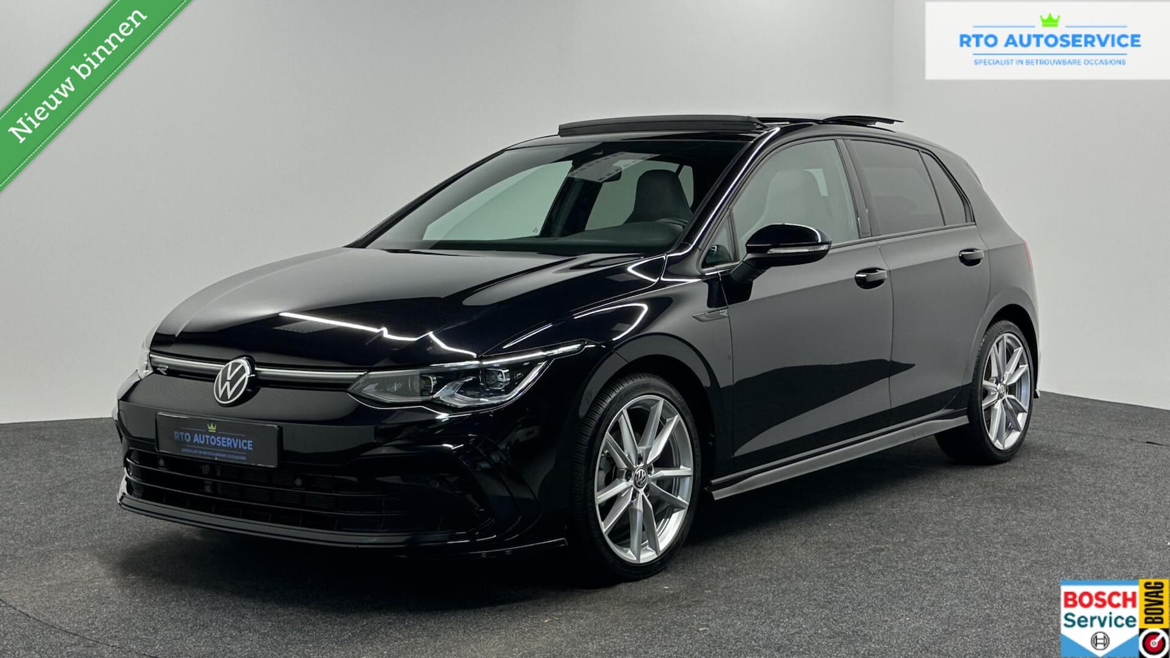 Volkswagen Golf - 1.5 TSI R-Line Business+ PANO ACC IQ LIGHT. - AutoWereld.nl