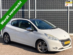 Peugeot 208 - 1.4 VTi Allure