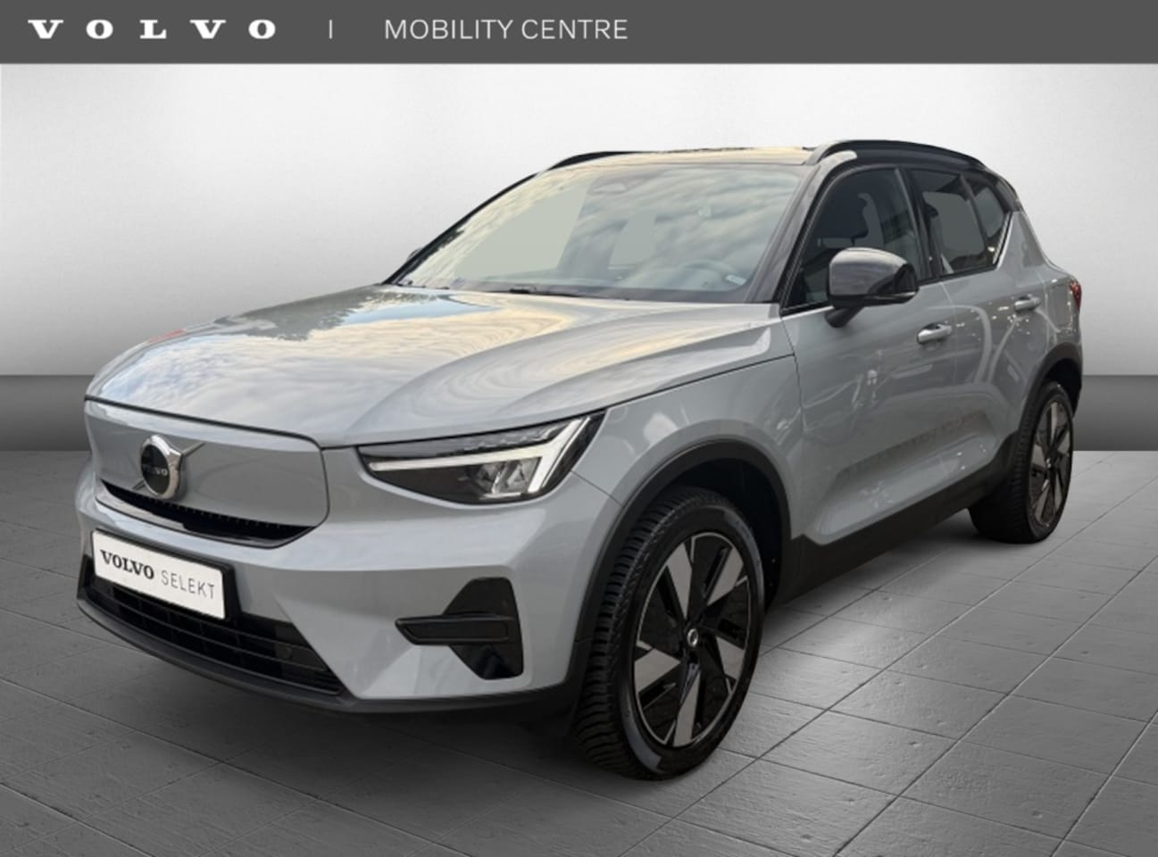 Volvo XC40 - Extended Plus 82 kWh | Trekhaak | Stuur- & Stoelverwarming - AutoWereld.nl