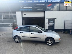 Ford Focus - 1.6-16V Trend- Automaat- Met onderhoudshistorie, Airco, NAP en een nieuwe APK